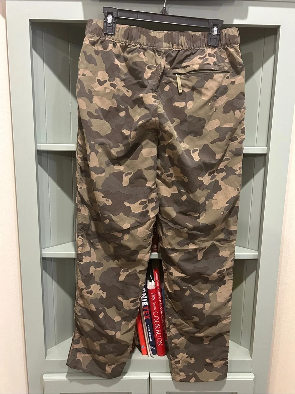 The North Face Men's Camo Cargo Pants - Olive/Brown